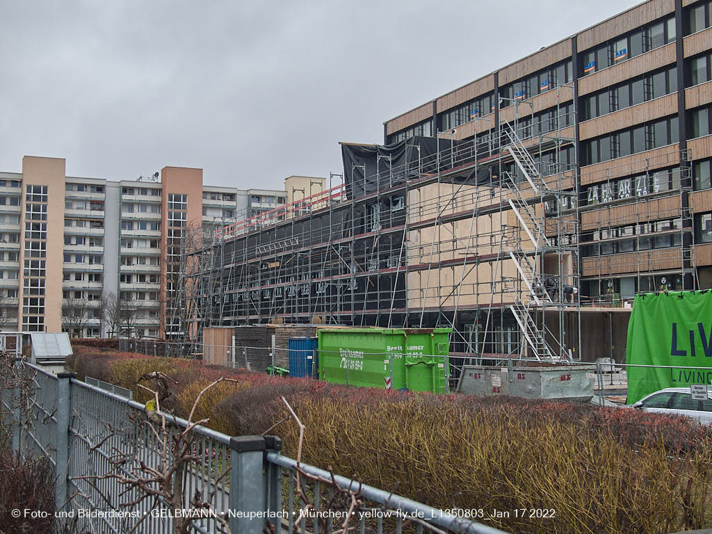 18.01.2022 - Baustelle zur Montessori Schule im Plettzentrum Neuperlach